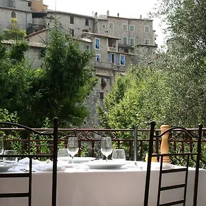 *** Hotel De La Madone France